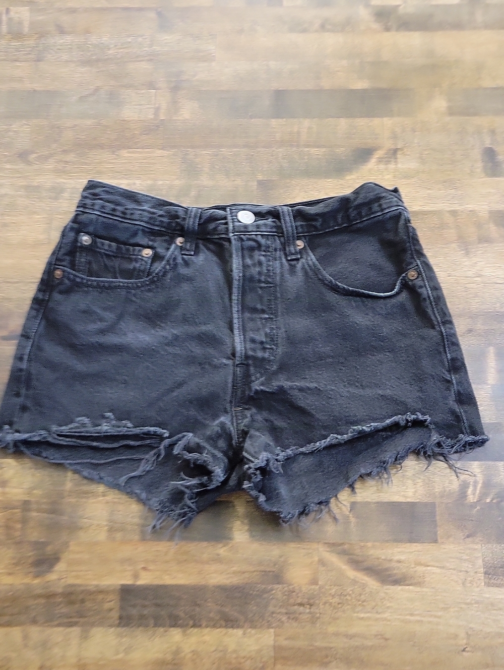 Levi Black Denim High-Waist Distressed Women's Shorts Size 26